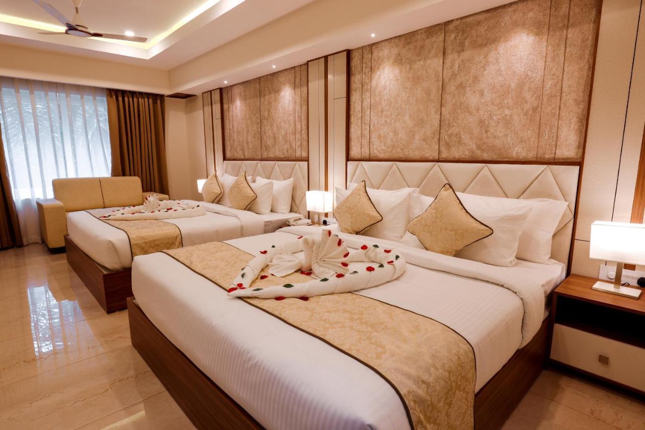 Krishnavalsam Regency Hotel Guruvāyūr Екстериор снимка