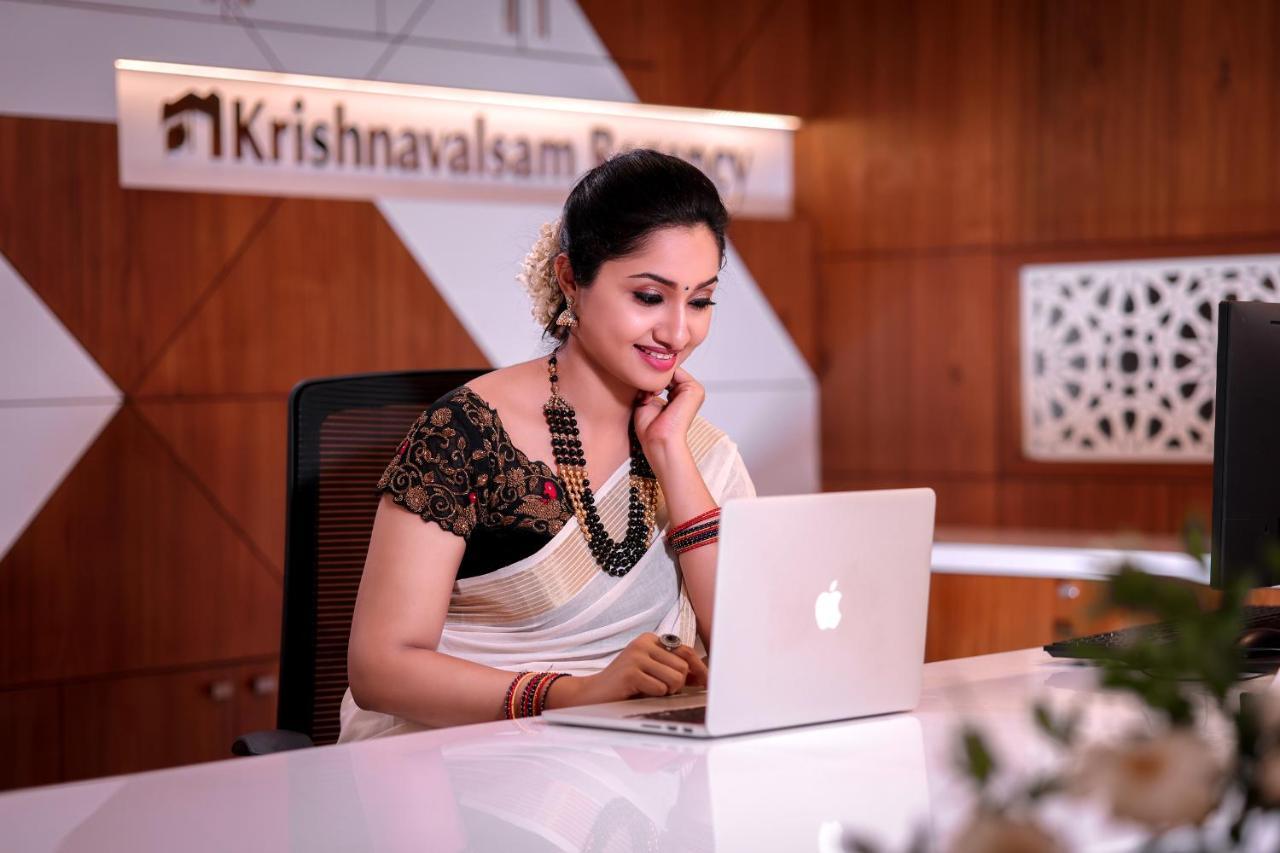 Krishnavalsam Regency Hotel Guruvāyūr Екстериор снимка