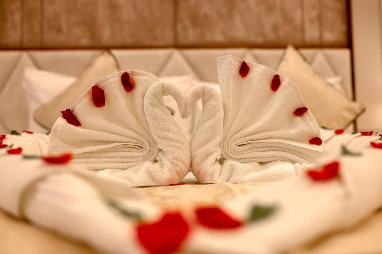 Krishnavalsam Regency Hotel Guruvāyūr Екстериор снимка