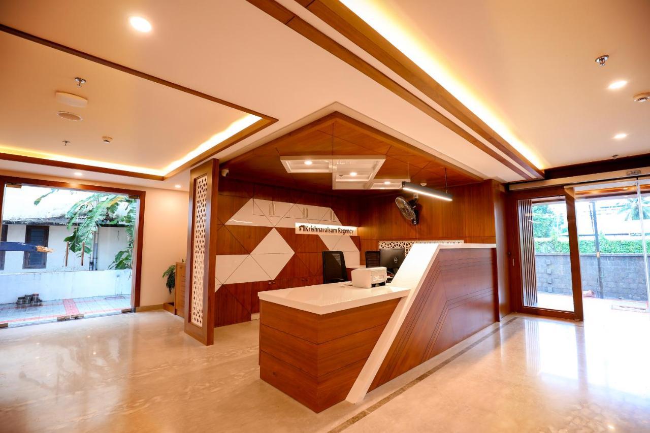 Krishnavalsam Regency Hotel Guruvāyūr Екстериор снимка