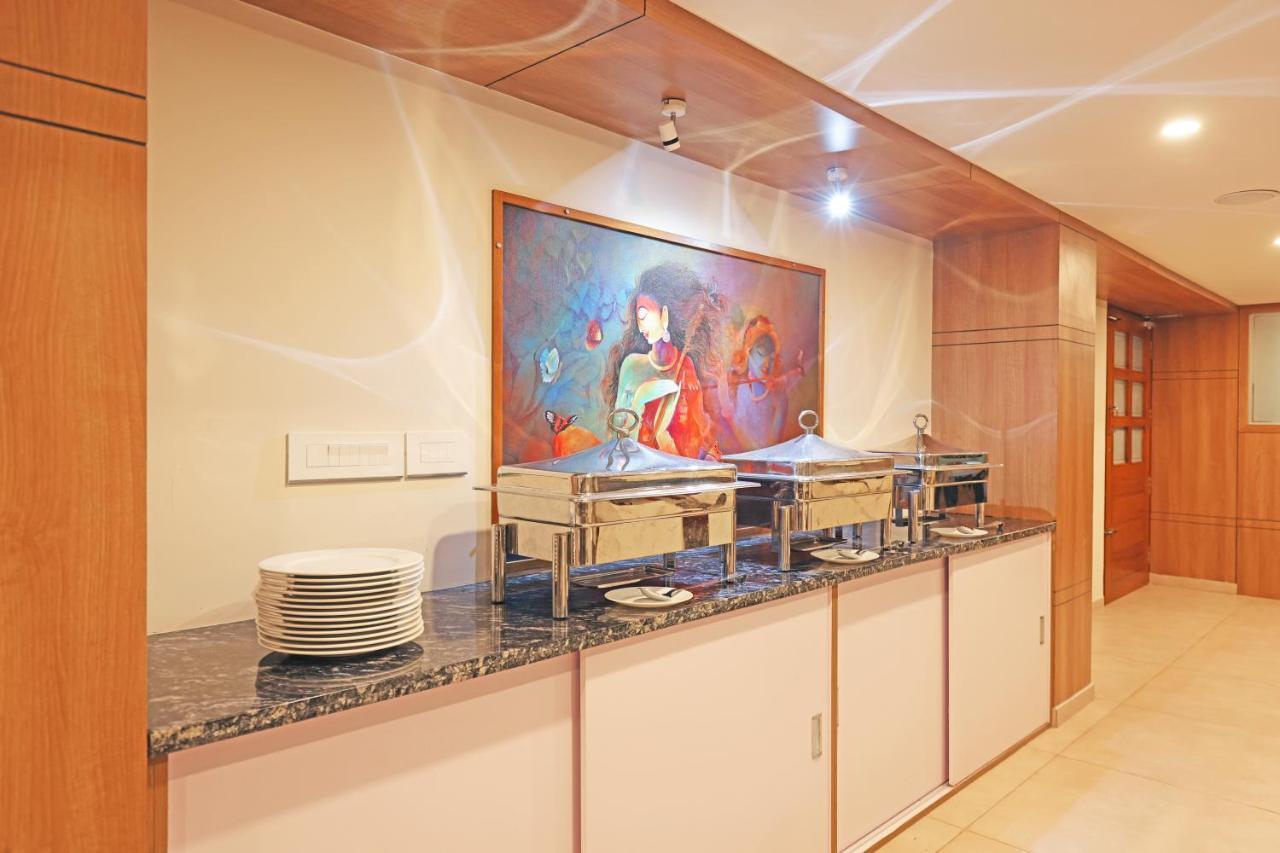 Krishnavalsam Regency Hotel Guruvāyūr Екстериор снимка